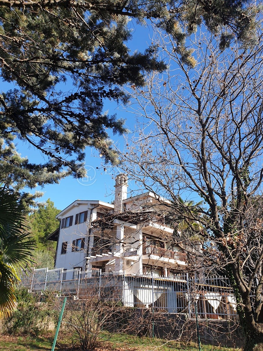 Hiša Volosko, Opatija, 515m2