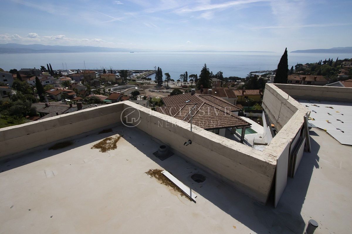 Hiša Ičići, Opatija - Okolica, 730m2