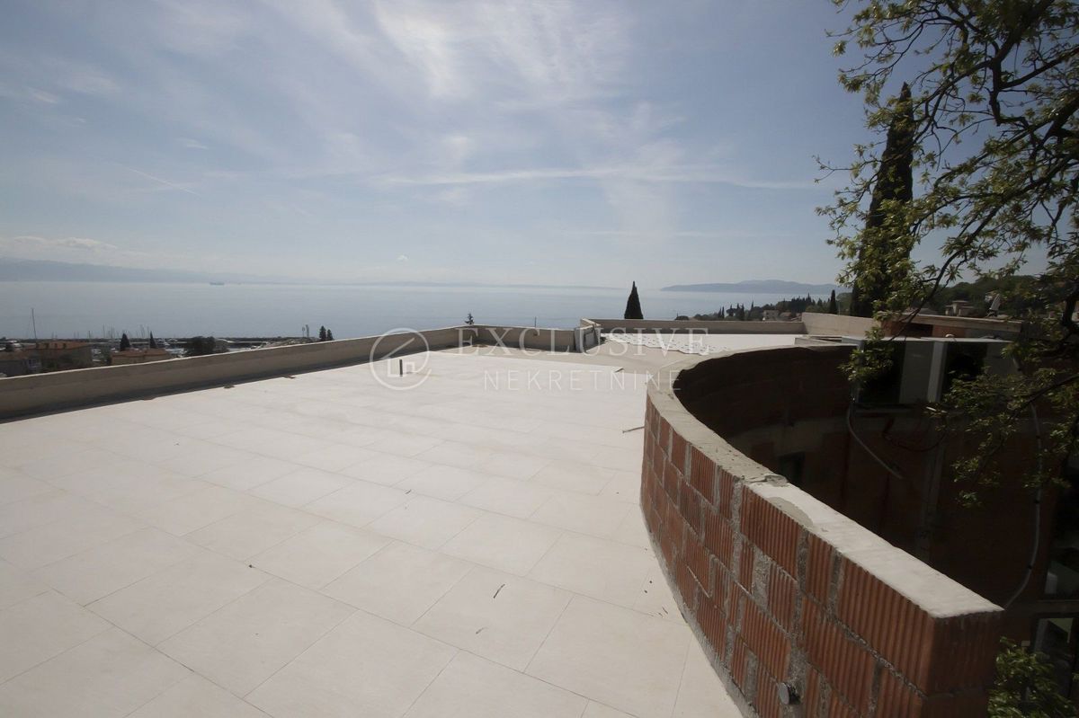 Hiša Ičići, Opatija - Okolica, 730m2