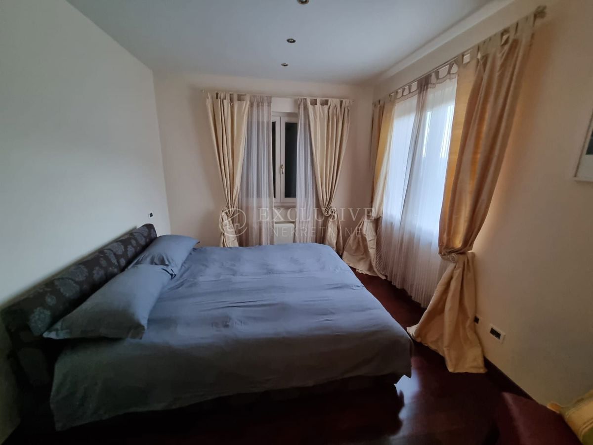 Stanovanje Ičići, Opatija - Okolica, 184m2
