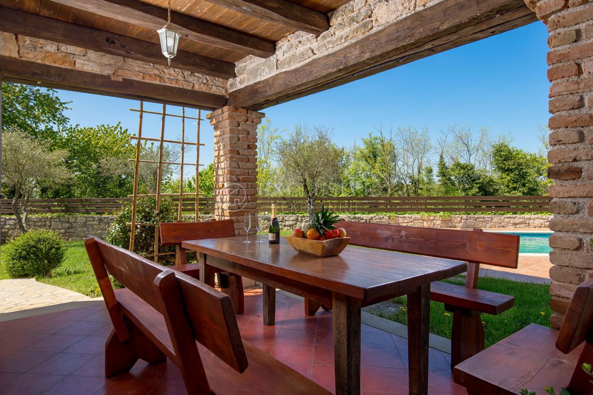 Hiša Brčići, Tinjan, 300m2