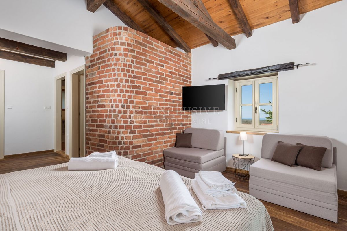 Hiša Brčići, Tinjan, 300m2