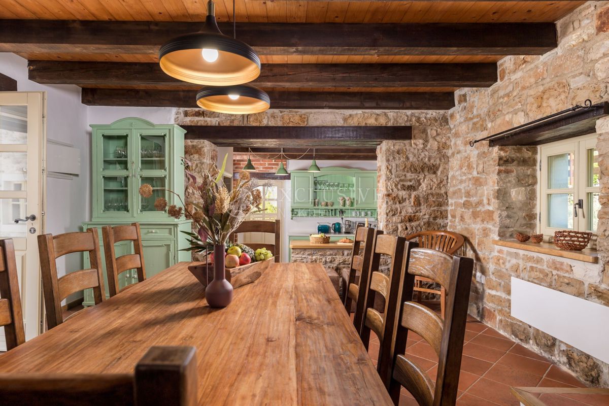 Hiša Brčići, Tinjan, 300m2