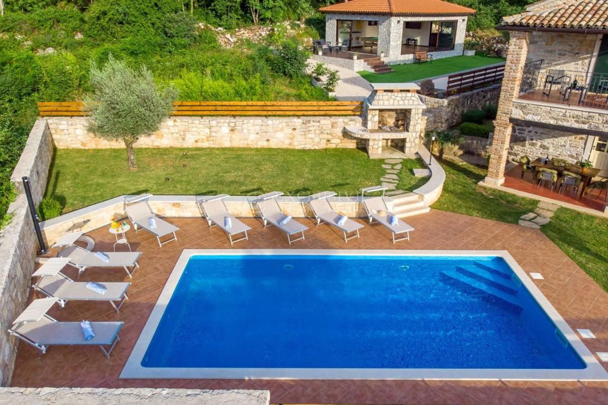 Hiša Brčići, Tinjan, 300m2