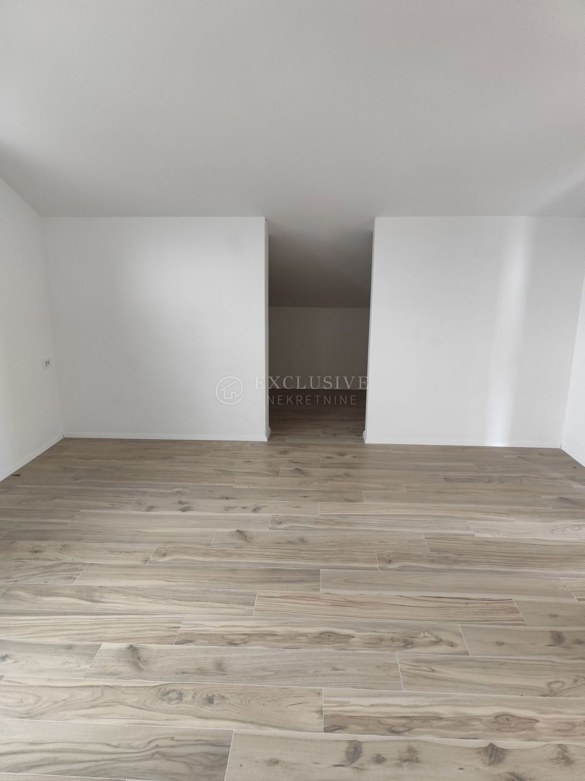 Hiša Rasopasno, Dobrinj, 210m2
