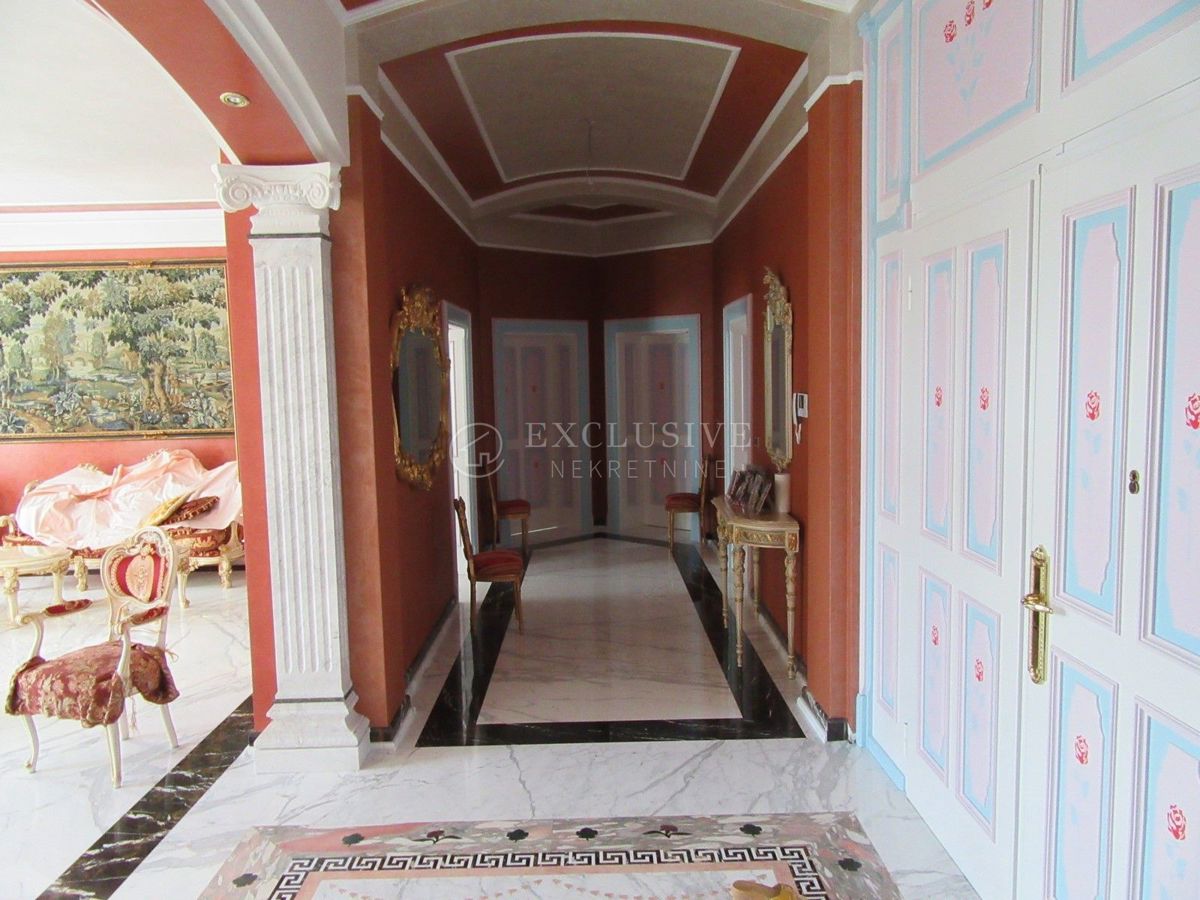 Stanovanje Opatija - Centar, Opatija, 215m2