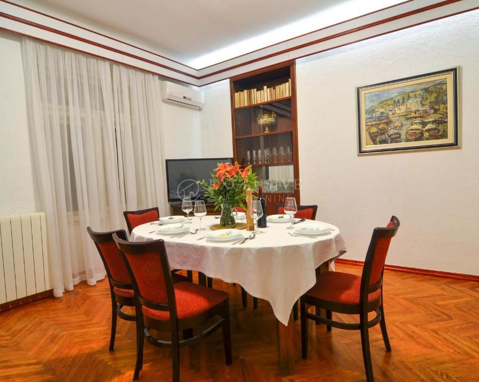 Stanovanje Opatija - Centar, Opatija, 200m2