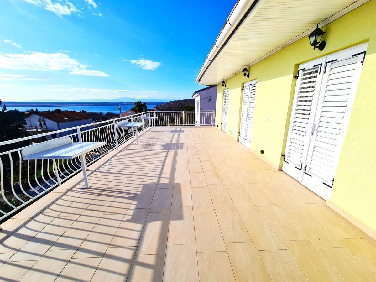 Hiša Dramalj, Crikvenica, Kačjak, 330m2