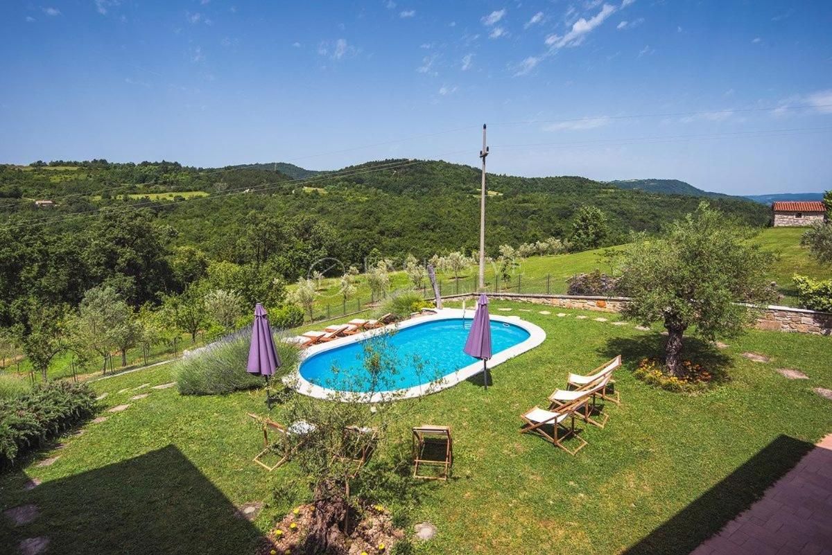 Hiša Grdoselo, Pazin - Okolica, 270m2