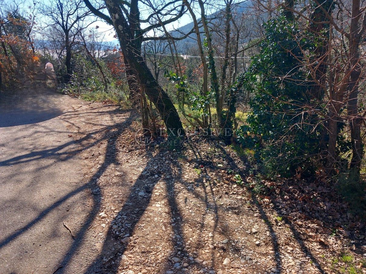 Zemljišče Mošćenička Draga, 1.523m2