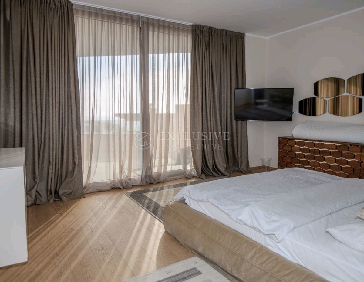 Stanovanje Opatija - Centar, Opatija, 200m2