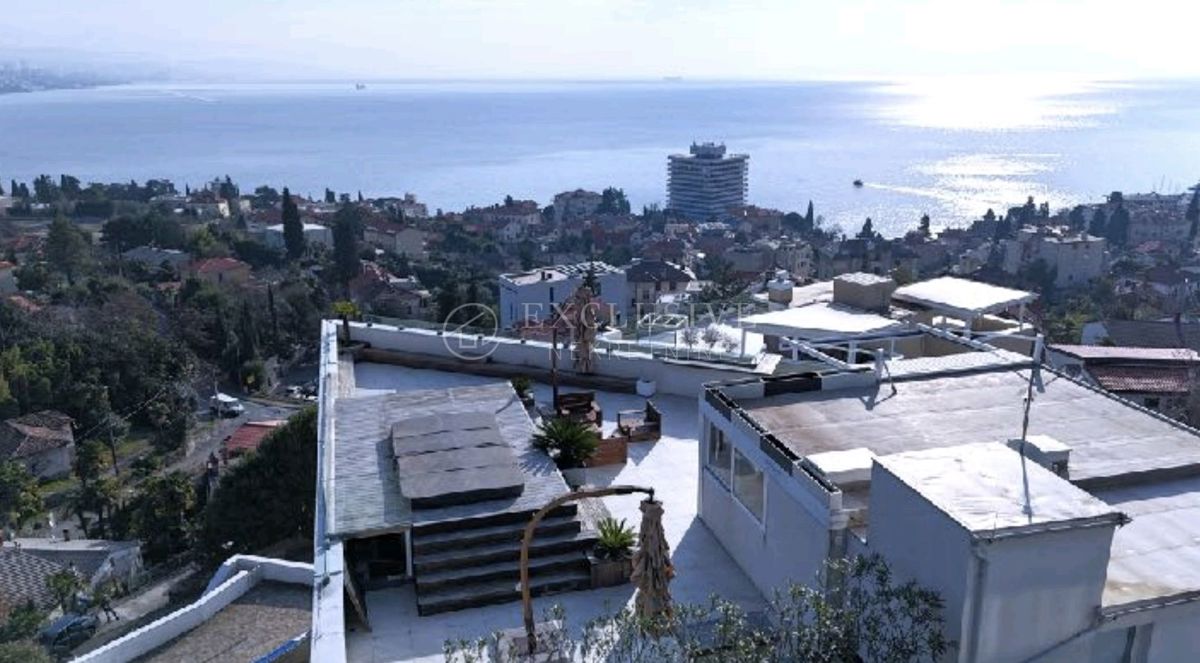Stanovanje Opatija - Centar, Opatija, 200m2