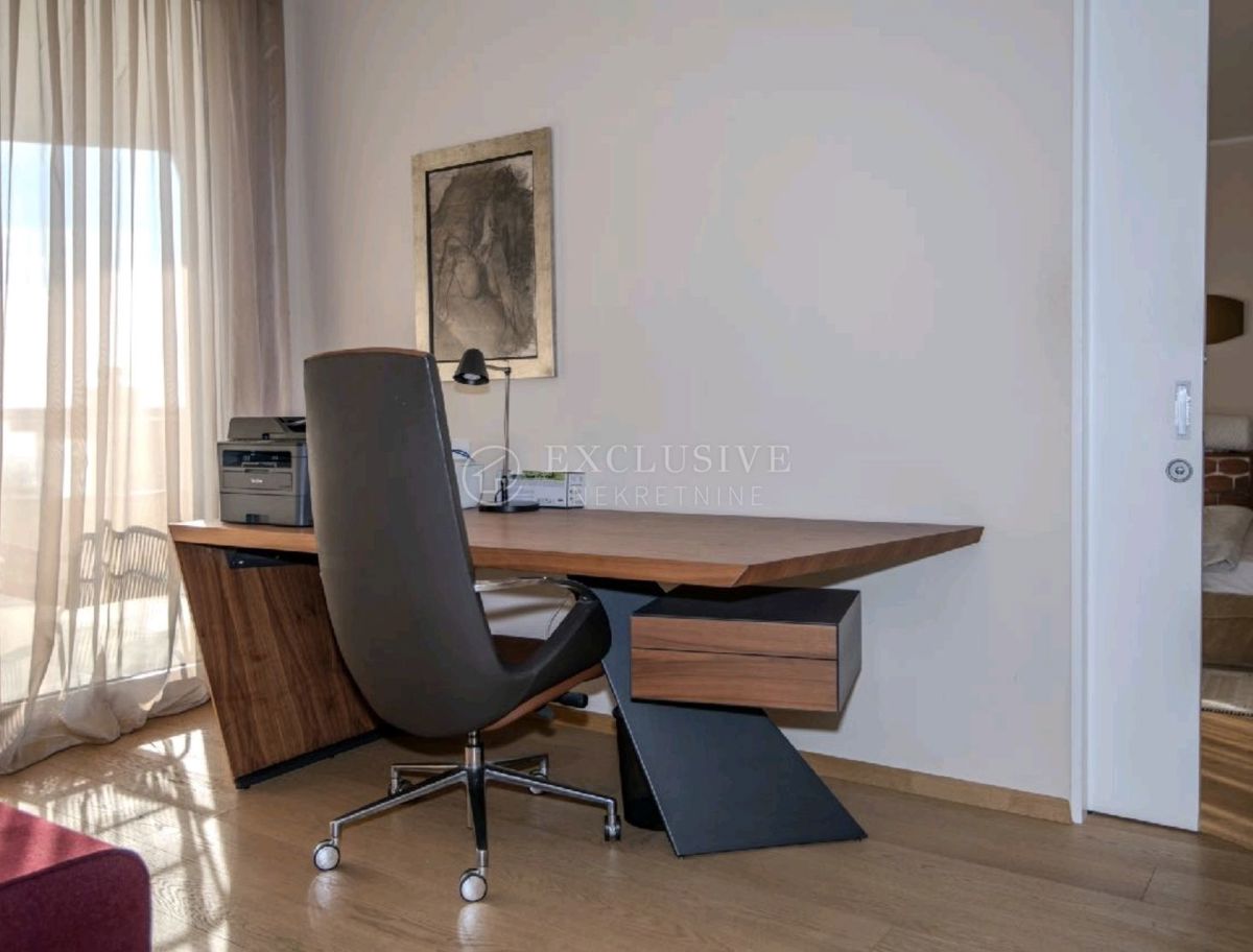 Stanovanje Opatija - Centar, Opatija, 200m2