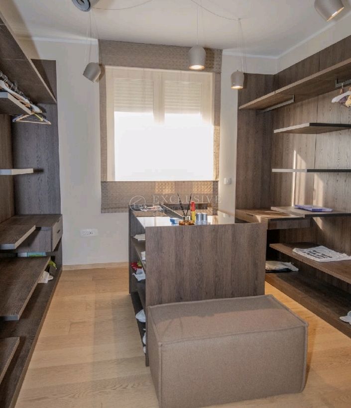 Stanovanje Opatija - Centar, Opatija, 200m2