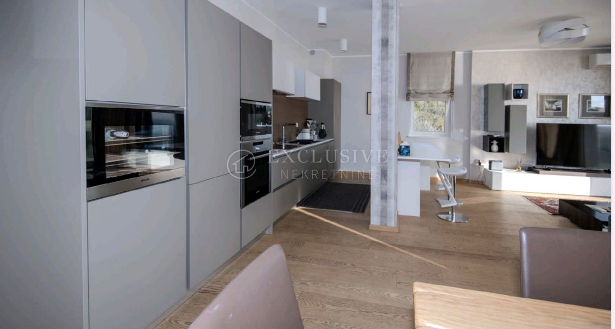 Stanovanje Opatija - Centar, Opatija, 200m2