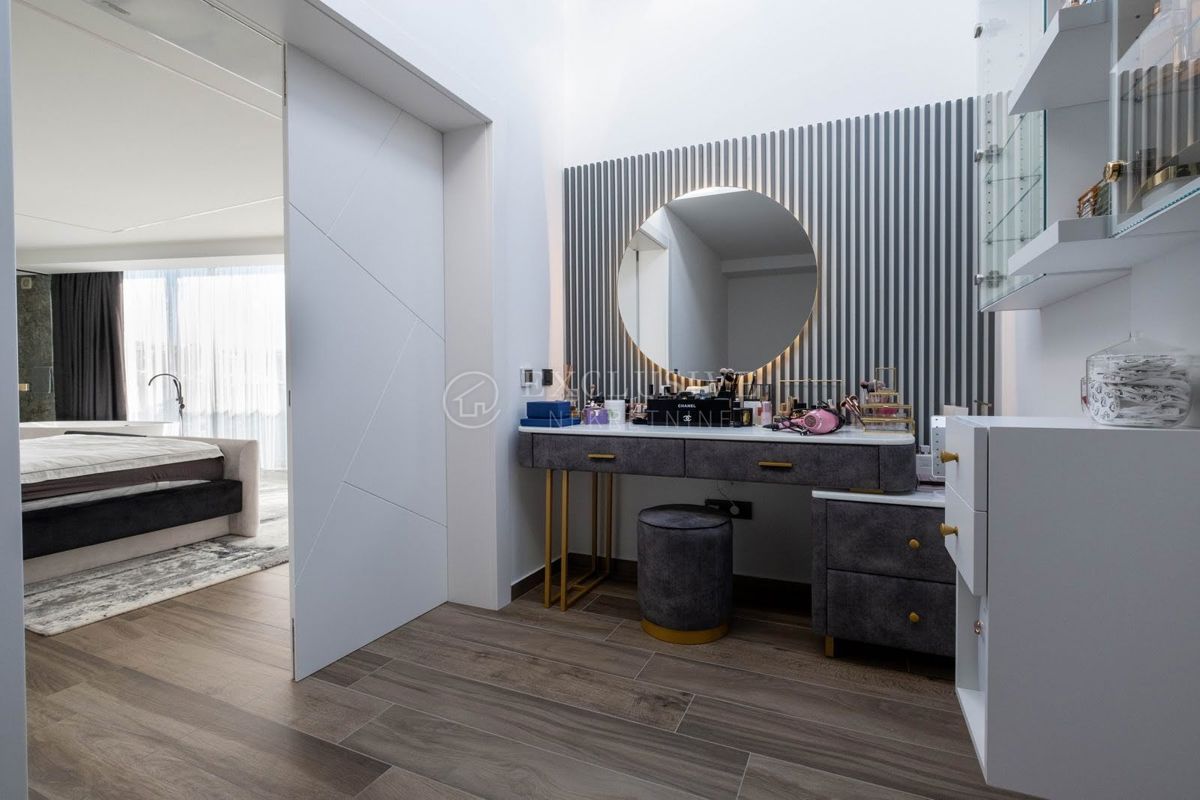 Stanovanje Opatija - Centar, Opatija, 180m2