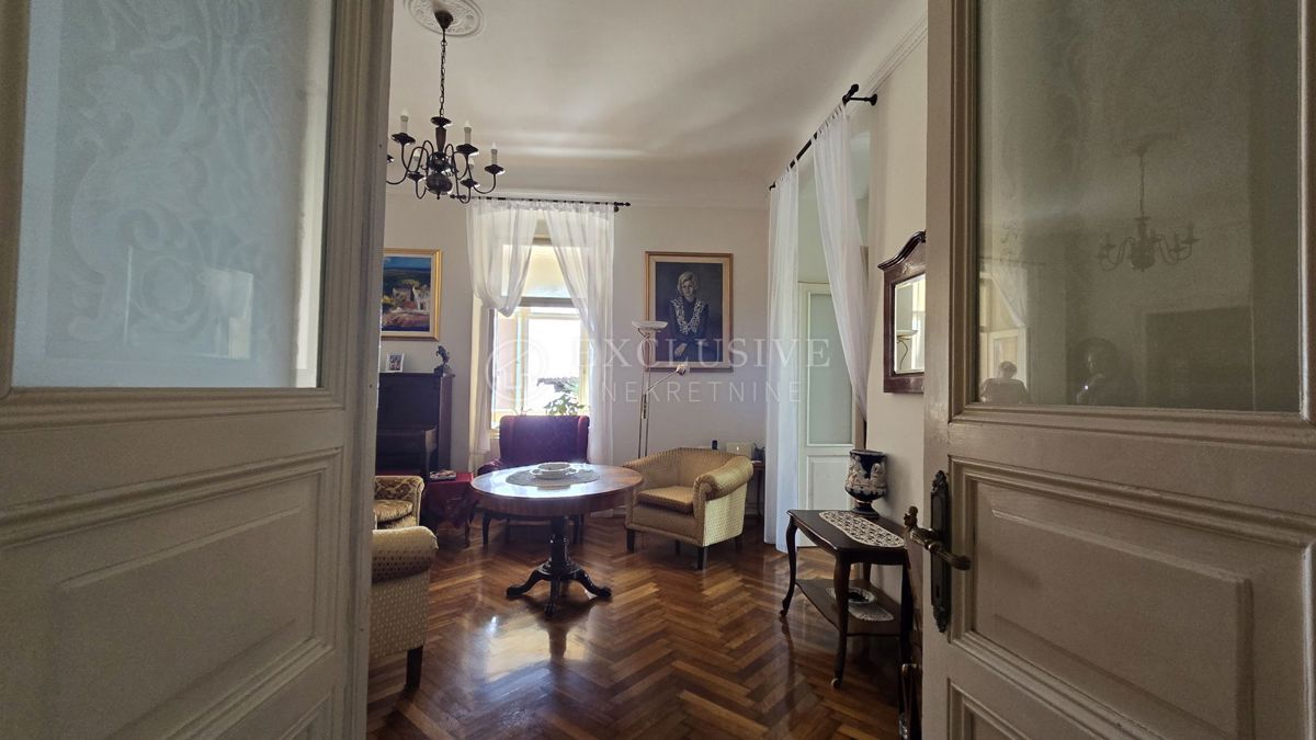 Stanovanje Opatija - Centar, Opatija, 185m2