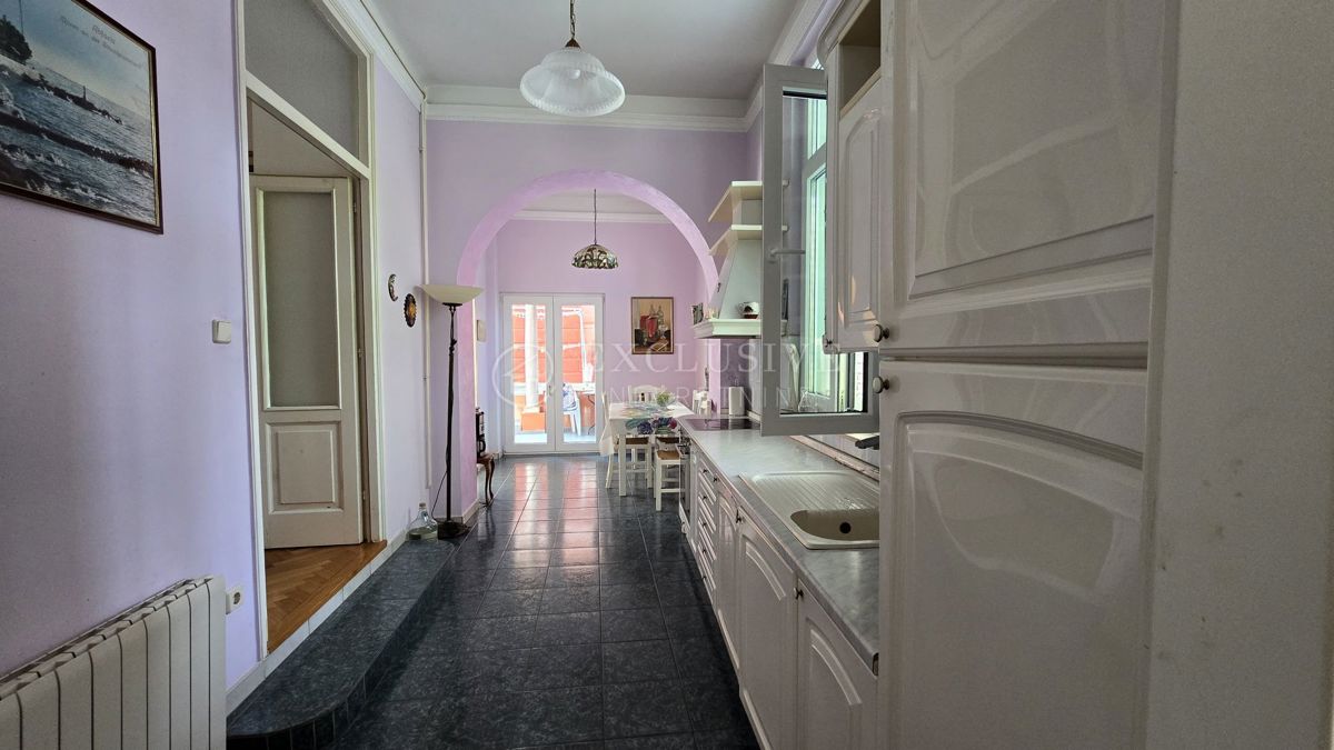 Stanovanje Opatija - Centar, Opatija, 185m2