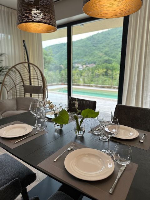 Hiša Mošćenička Draga, 190m2