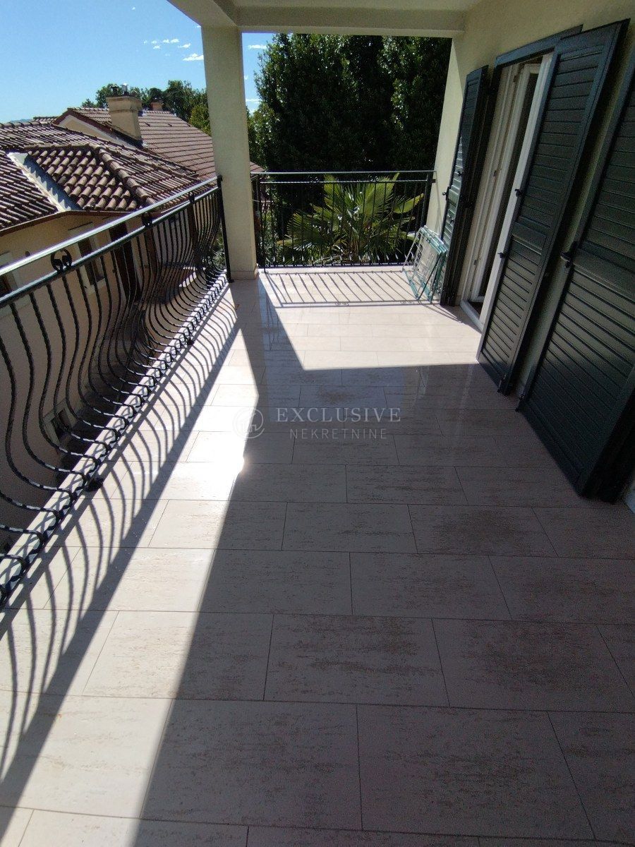 Stanovanje Opatija - Centar, Opatija, 79m2