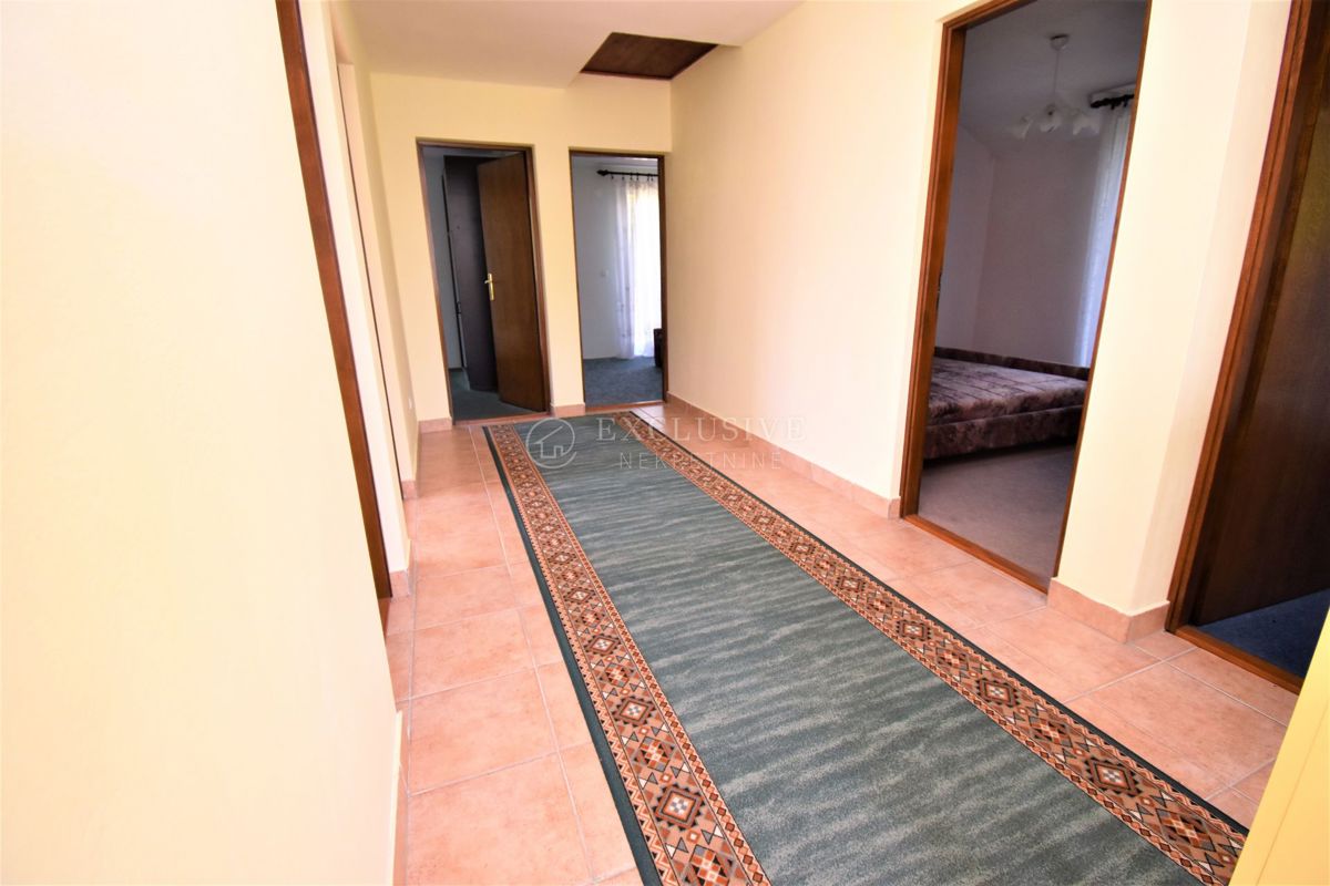 Hiša Crikvenica, 200m2