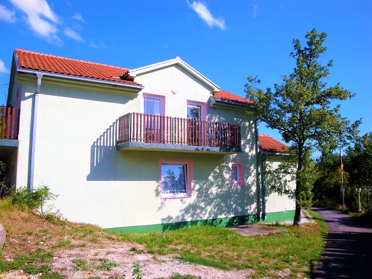 Hiša Crikvenica, 200m2