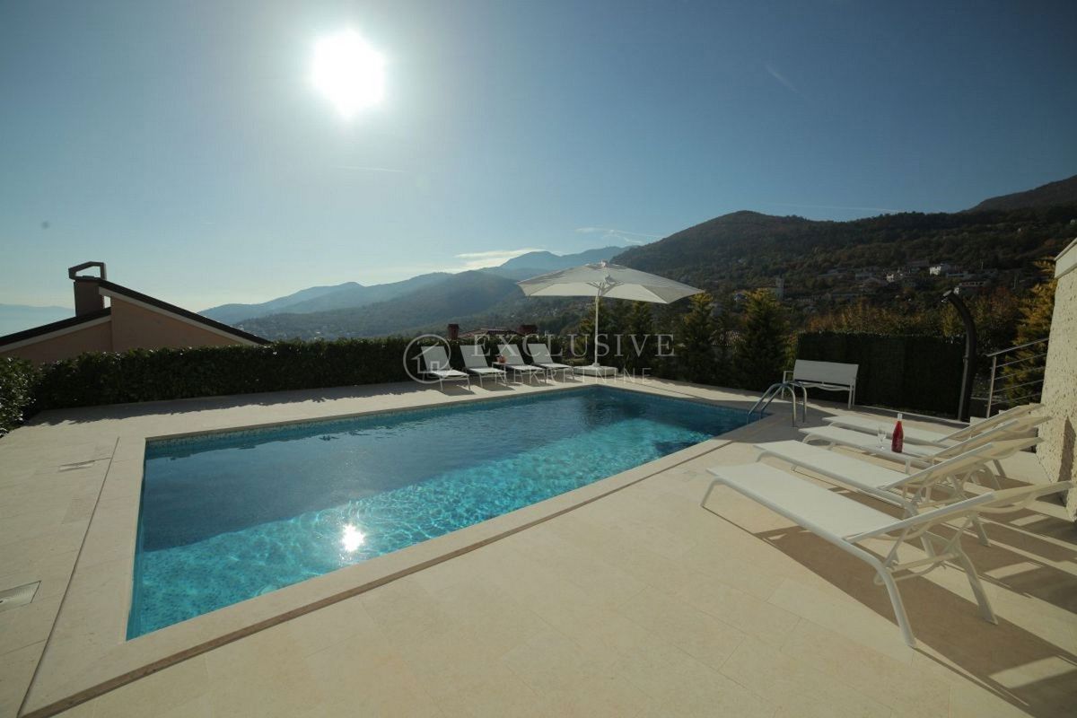 Hiša Poljane, Opatija - Okolica, 275m2