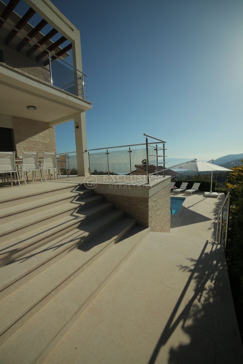 Hiša Poljane, Opatija - Okolica, 275m2
