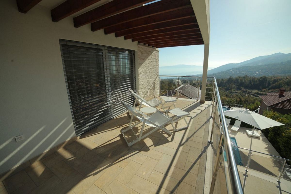 Hiša Poljane, Opatija - Okolica, 275m2