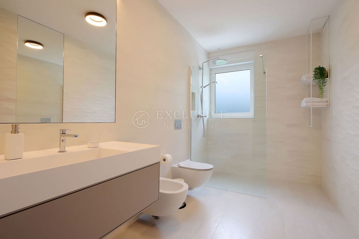Stanovanje Ičići, Opatija - Okolica, 100m2