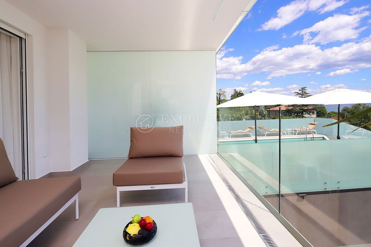 Stanovanje Ičići, Opatija - Okolica, 100m2