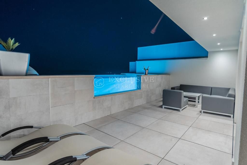 Hiša Pobri, Opatija - Okolica, 250m2