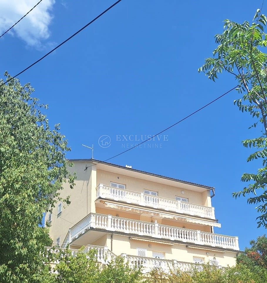 Hiša Crikvenica, 250m2