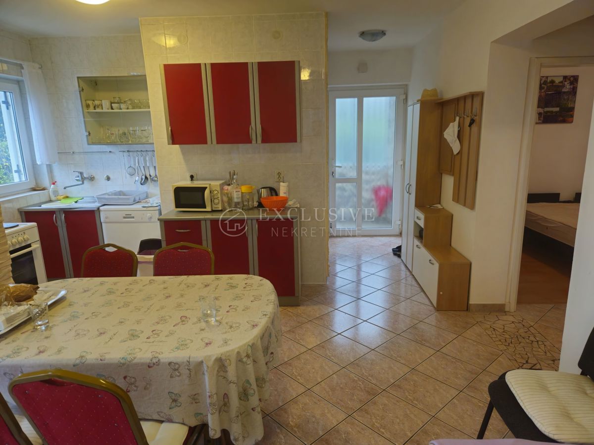 Hiša Pinezići, Krk, 180m2