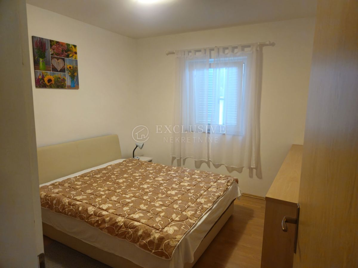 Hiša Pinezići, Krk, 180m2