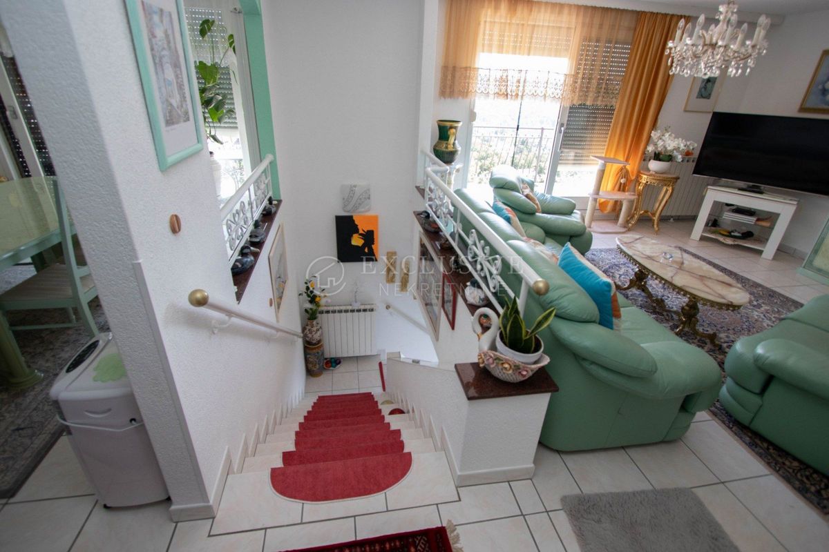 Hiša Pobri, Opatija - Okolica, 300m2