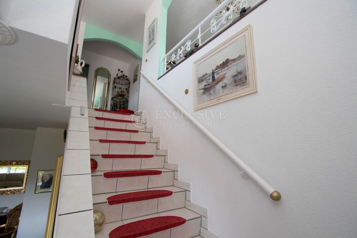 Hiša Pobri, Opatija - Okolica, 300m2