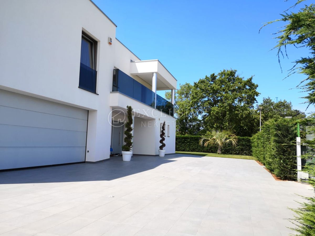 Hiša Antonci, Poreč, 416,52m2