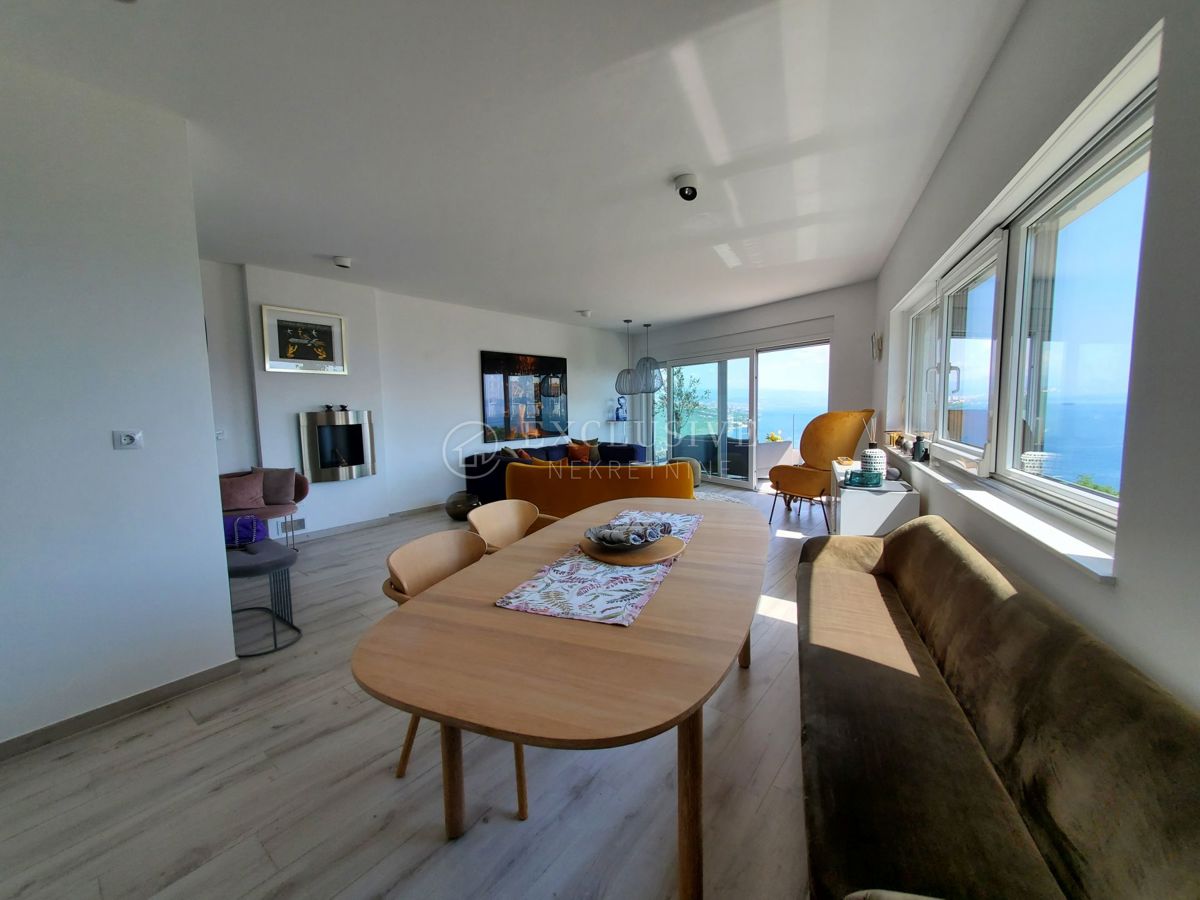 Stanovanje Pobri, Opatija - Okolica, 124m2