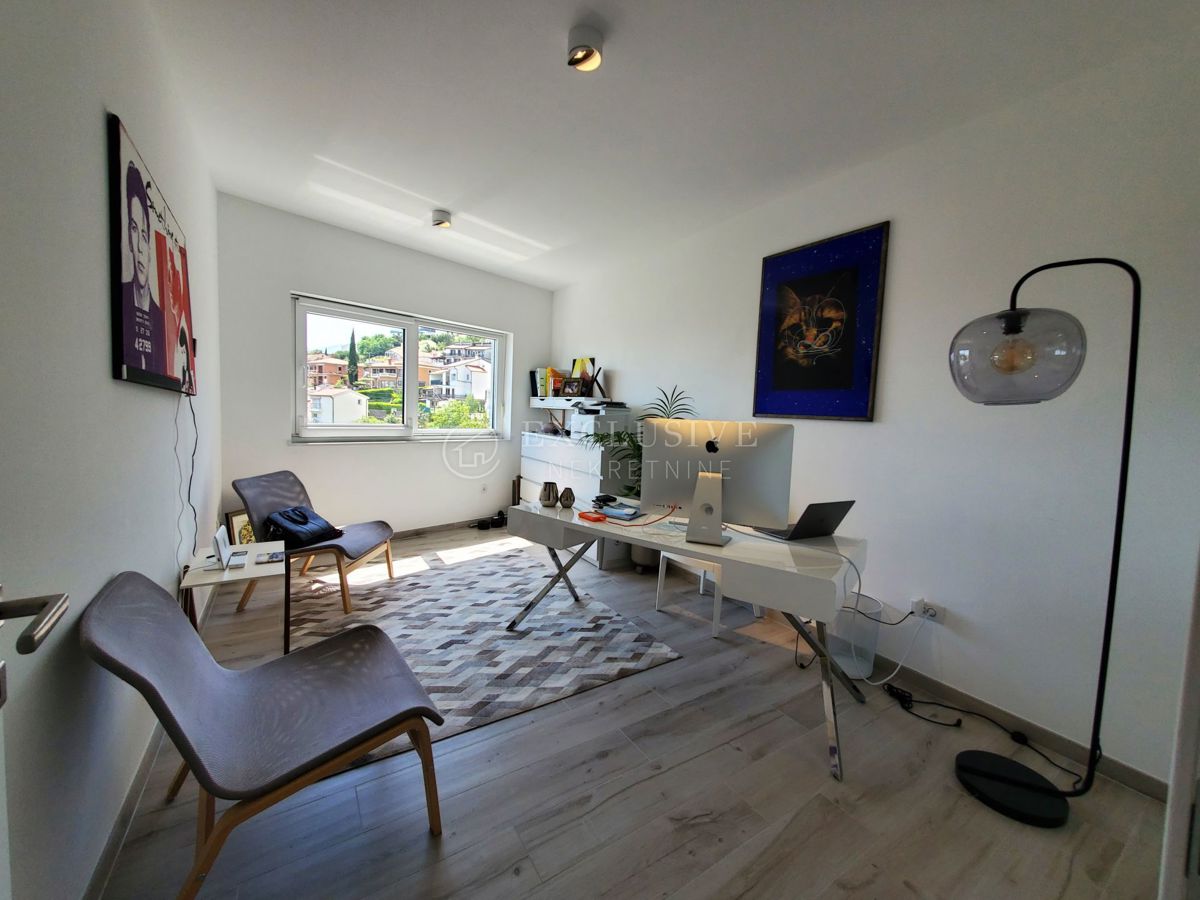 Stanovanje Pobri, Opatija - Okolica, 124m2