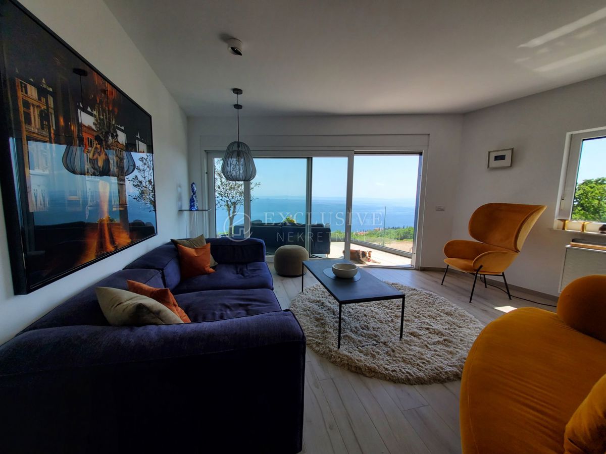 Stanovanje Pobri, Opatija - Okolica, 124m2