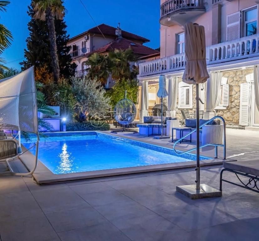 Hiša Crikvenica, 400m2