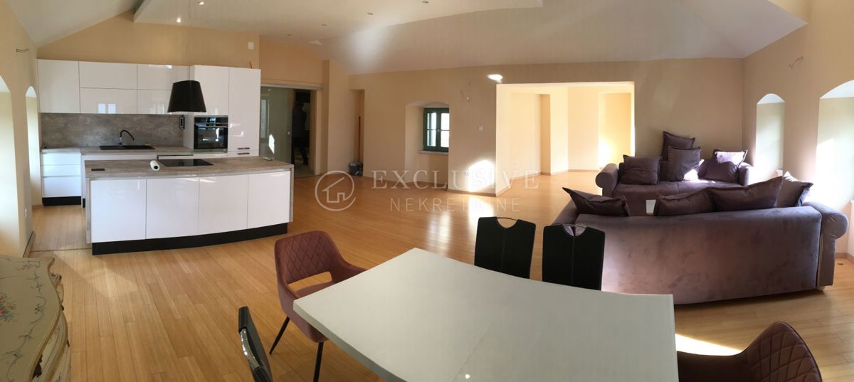 Stanovanje Opatija - Centar, Opatija, 180m2