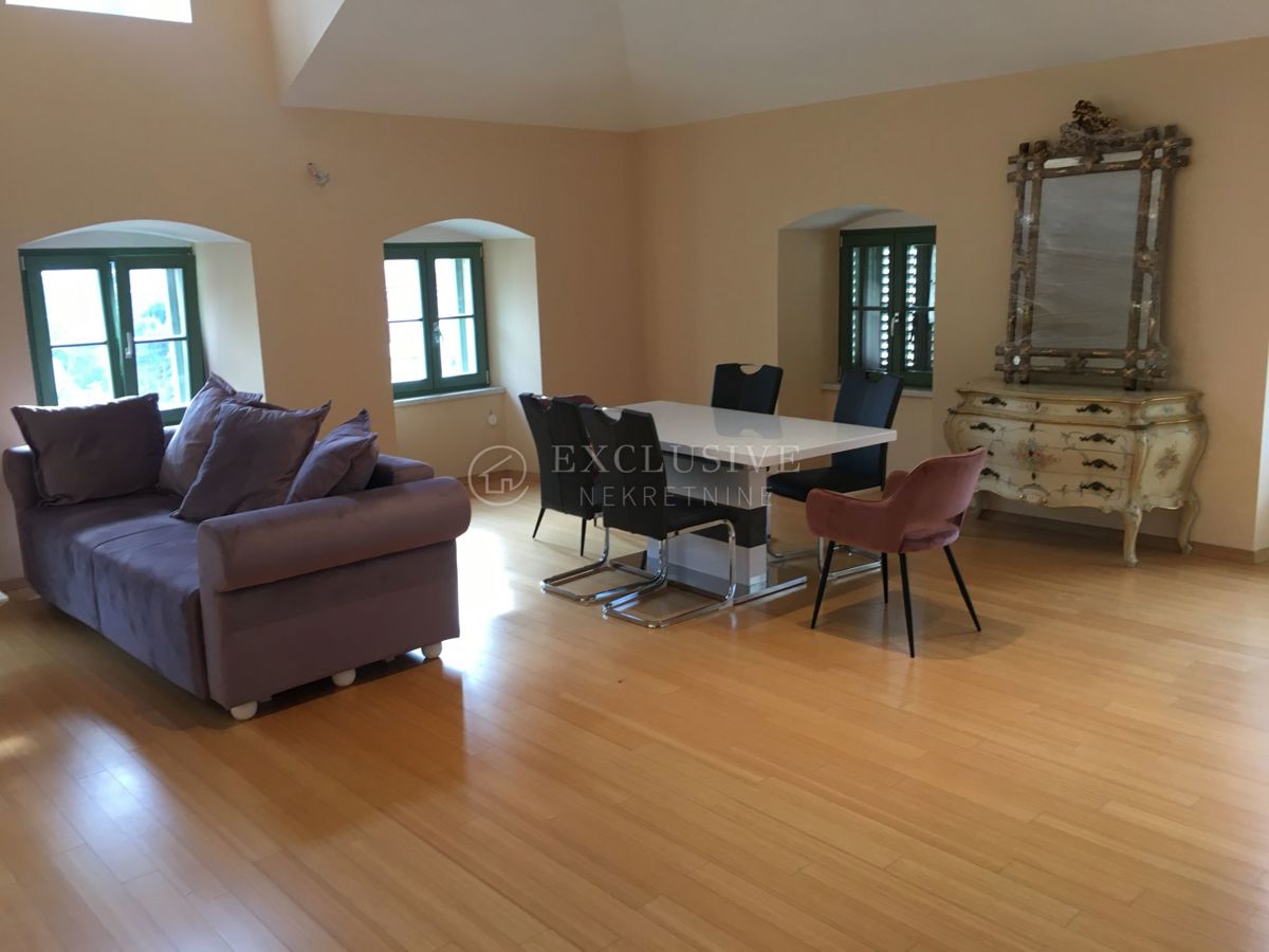 Stanovanje Opatija - Centar, Opatija, 180m2