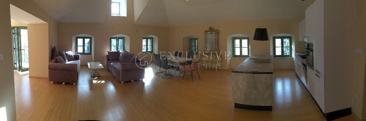 Stanovanje Opatija - Centar, Opatija, 180m2