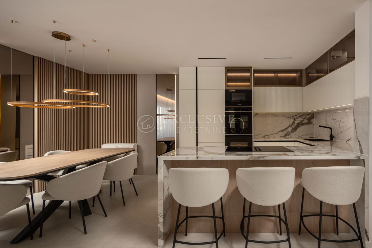 Stanovanje Opatija - Centar, Opatija, 195,46m2