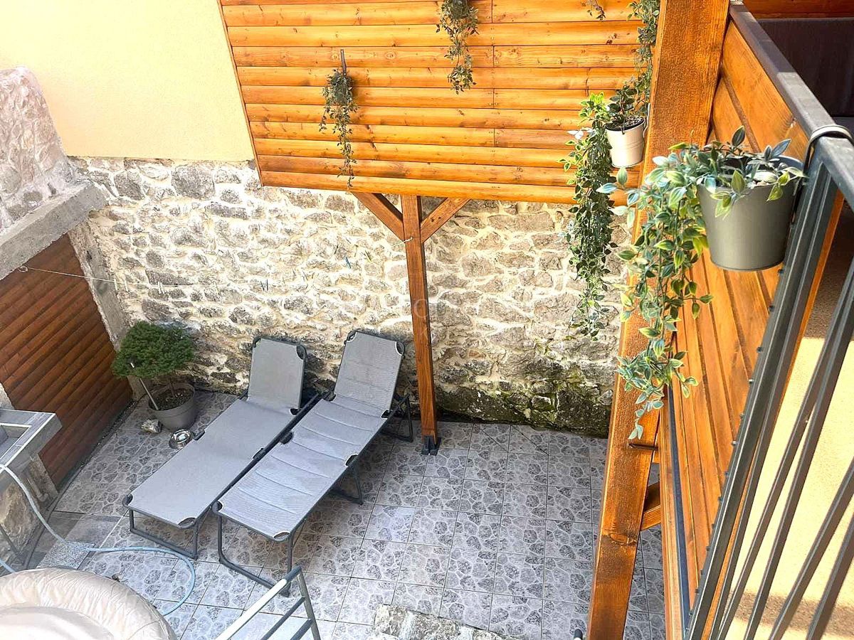 Hiša Novi Vinodolski, 72m2