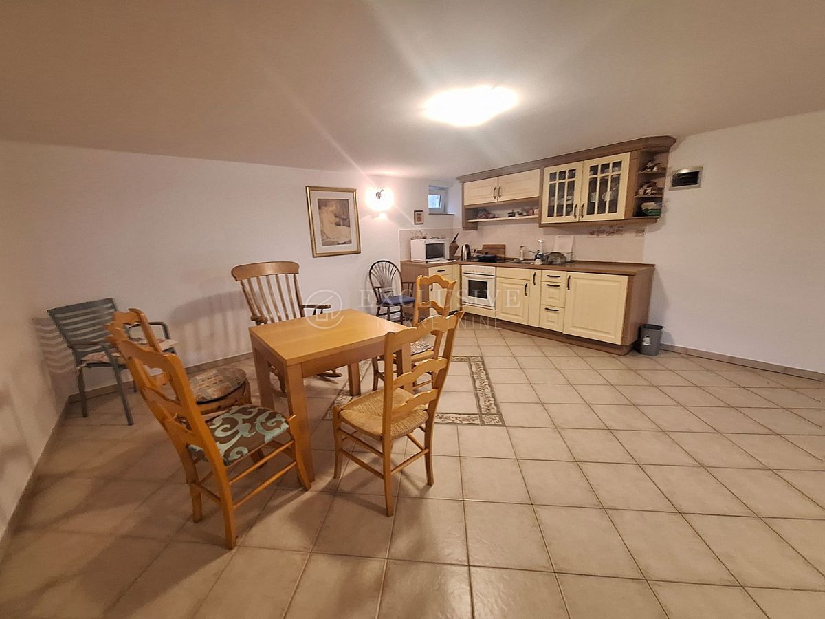 Hiša Jadranovo, Crikvenica, 400m2