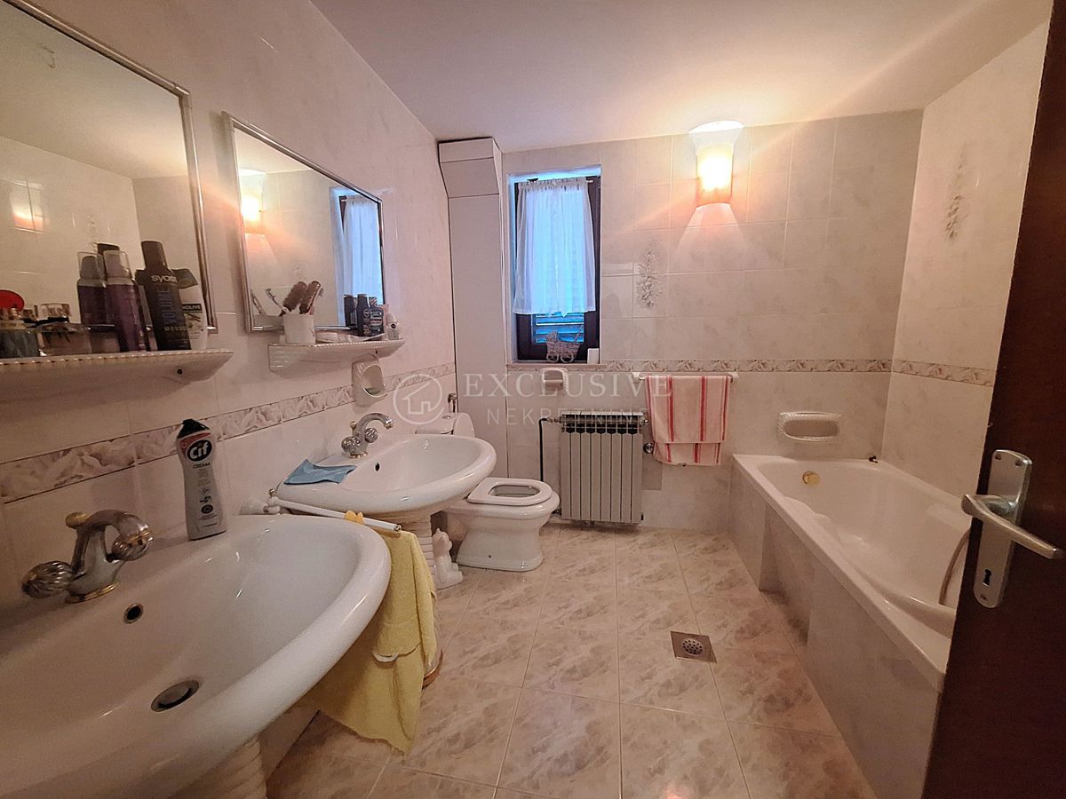 Hiša Jadranovo, Crikvenica, 400m2
