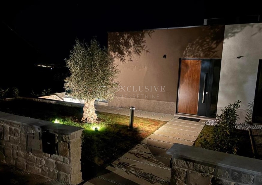 Hiša Medveja, Lovran, 235m2